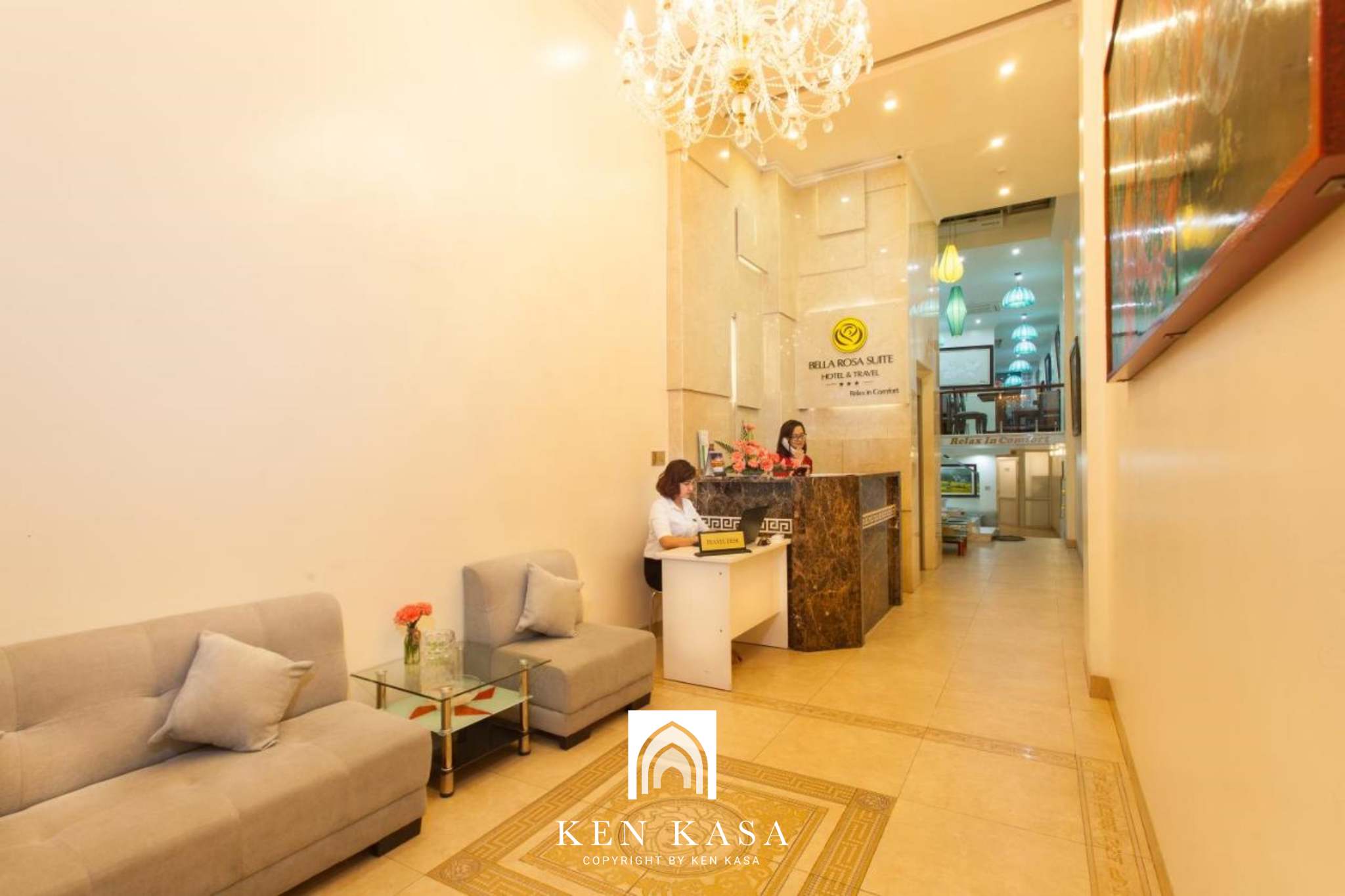 Không gian sảnh tại Hanoi Bella Rosa Suite 